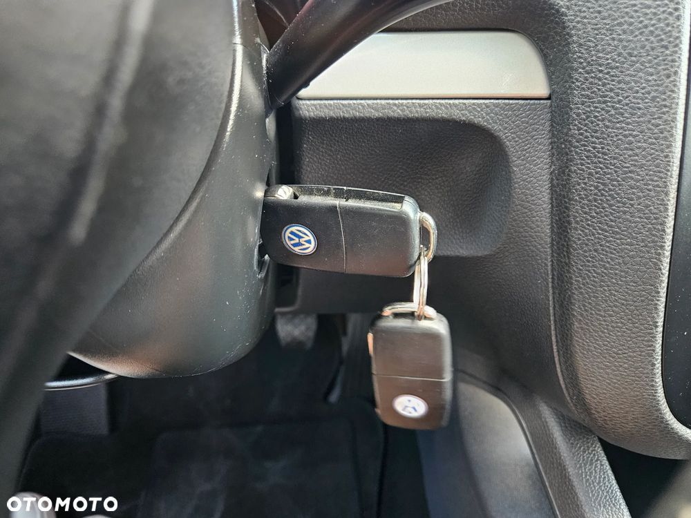 Volkswagen Golf 1.6 United - 34