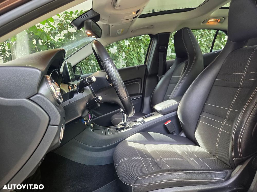 Mercedes-Benz GLA - 9