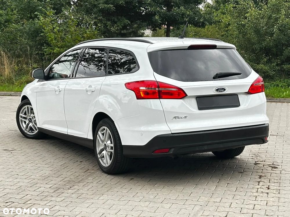 Ford Focus 1.5 TDCi DPF Start-Stopp-System COOL&CONNECT - 2