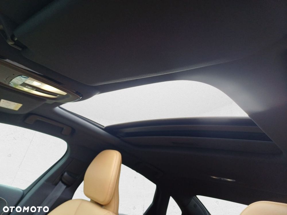 Volvo S90 - 23
