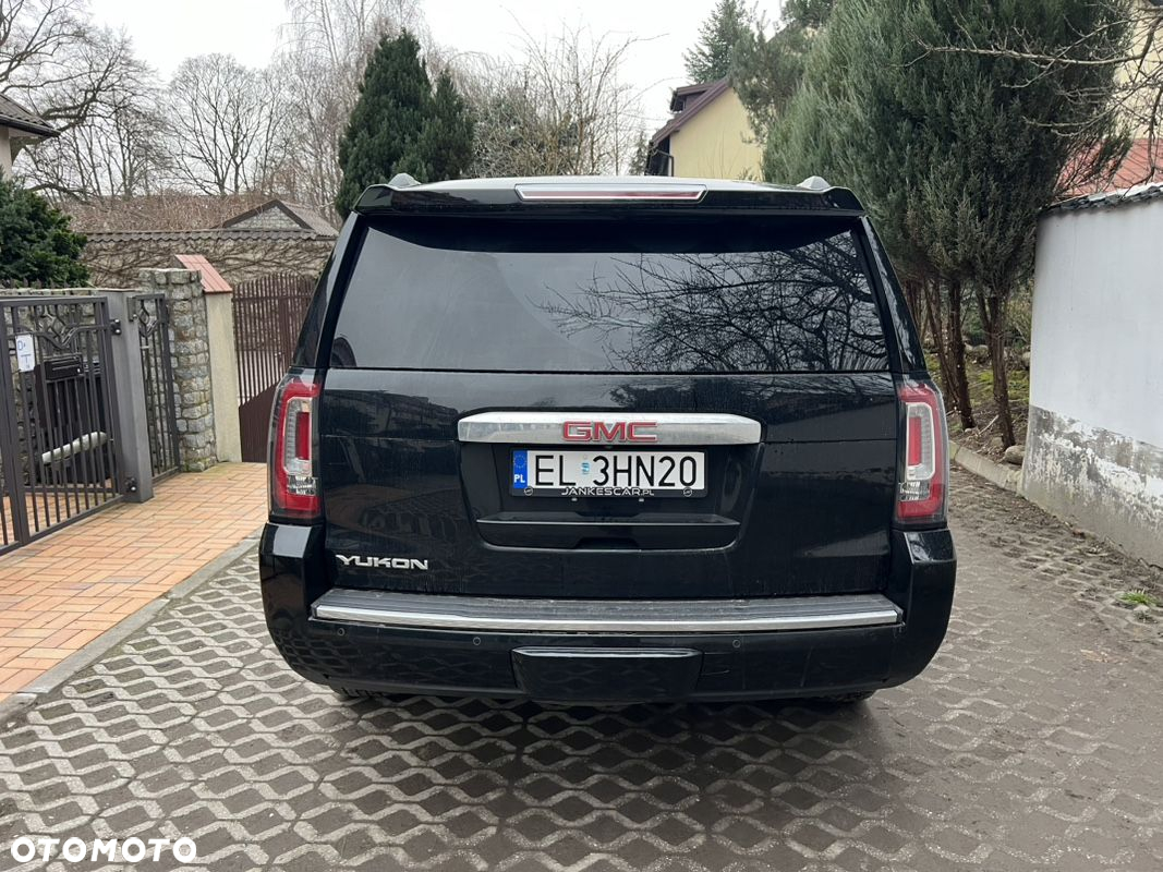 GMC Yukon - 12