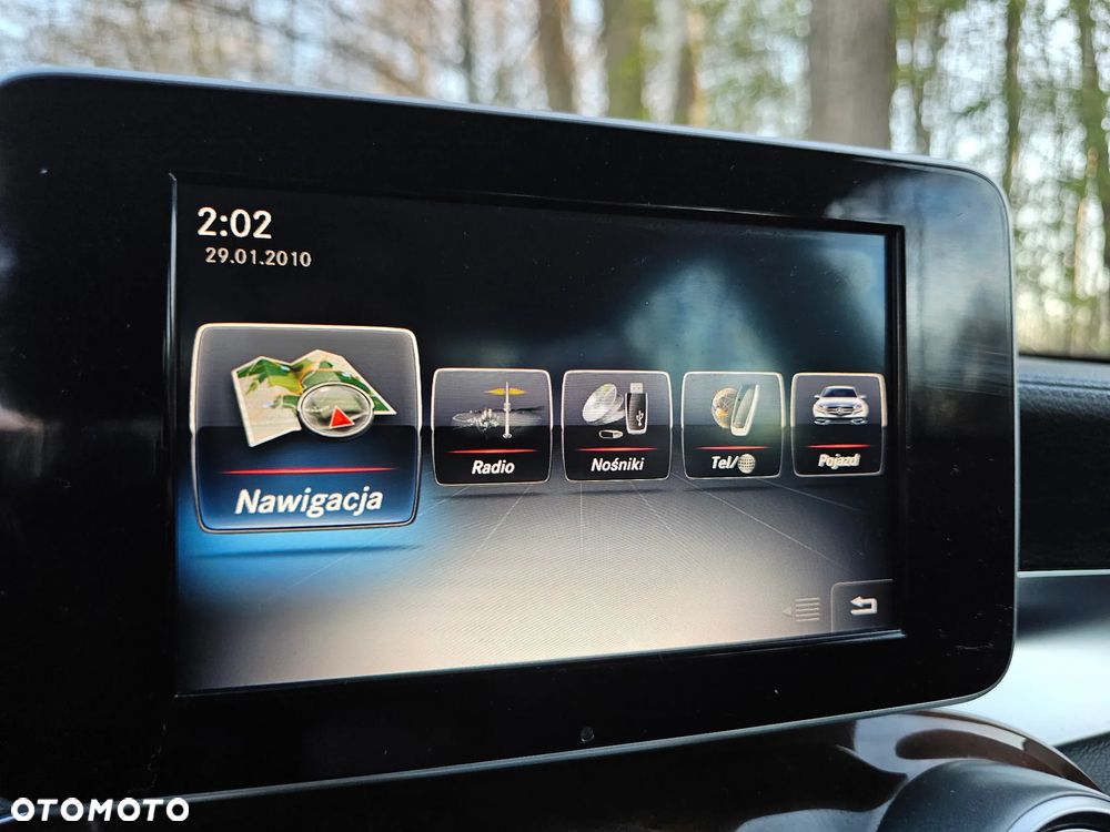 Mercedes-Benz Klasa C 180 7G-TRONIC - 15