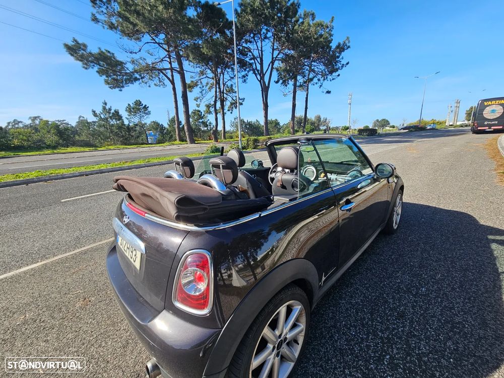 MINI Cabrio Cooper D Highgate - 8