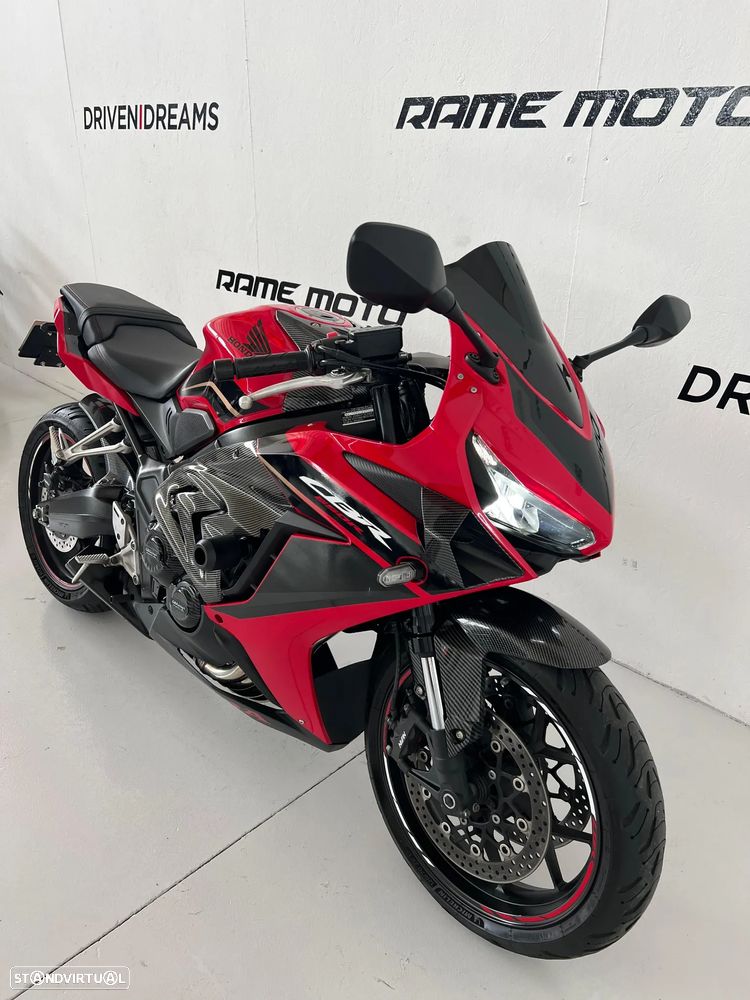 Honda CBR 650R - 4