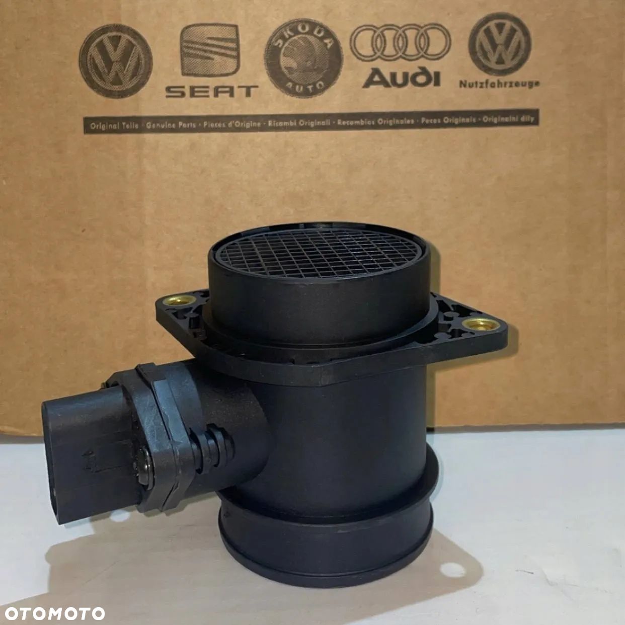 ORYGINALNY NOWY VW PRZEPŁYWOMIERZ AUDI A3 A4 A6 TT 06A906461L - 1