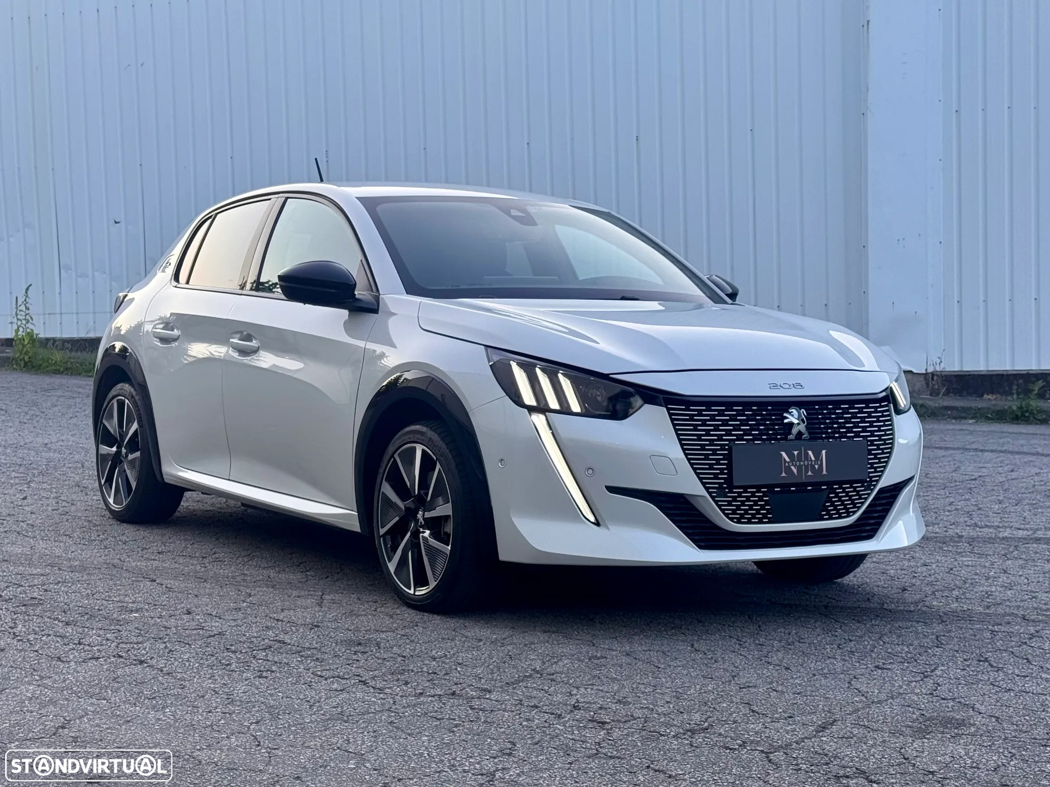 Peugeot e-208 50 kWh GT - 17