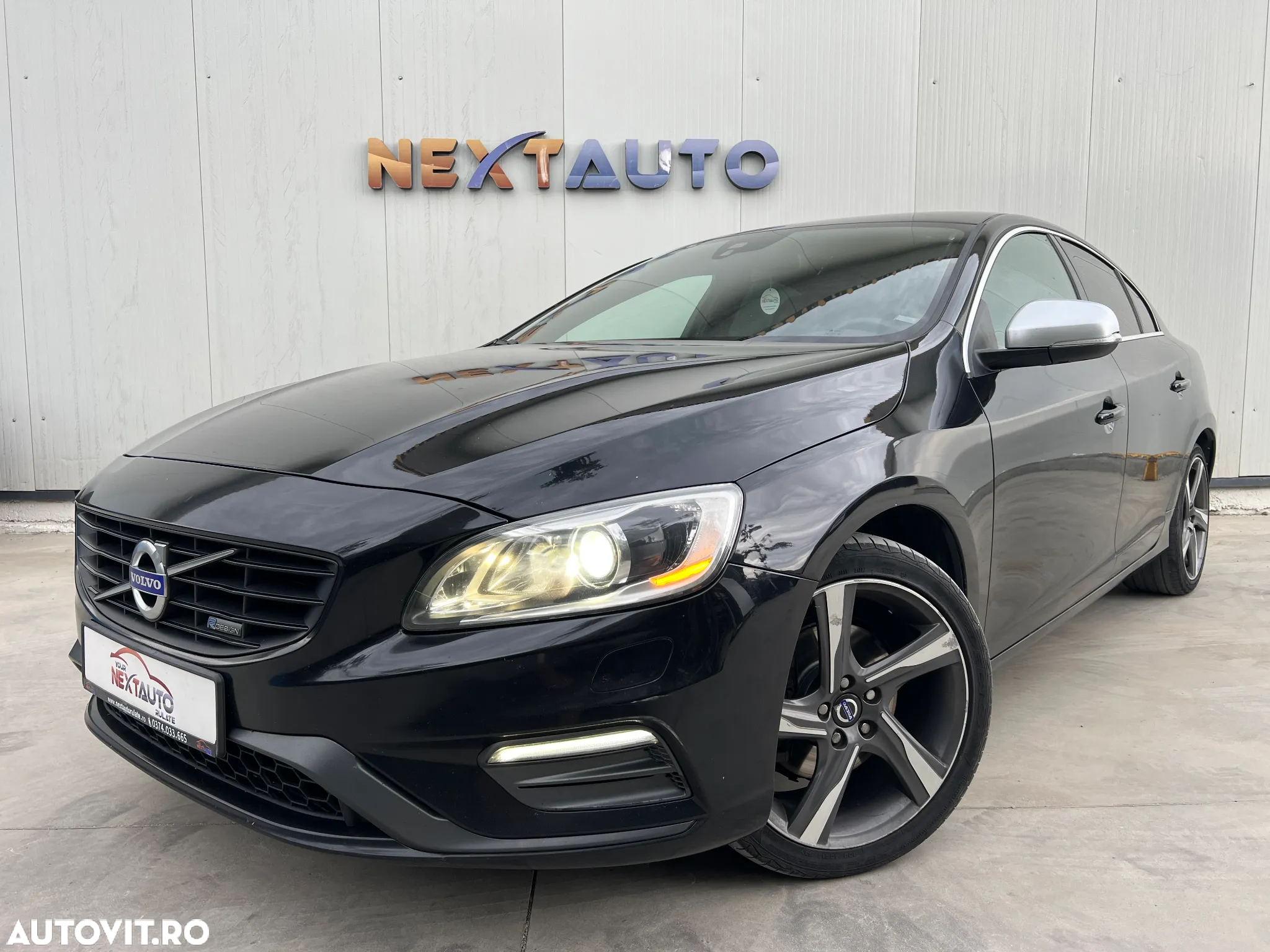 Volvo S60 D3 Start-Stop R-Design - 2
