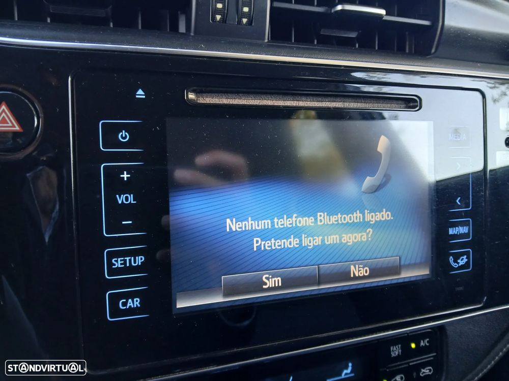 Toyota Auris Touring Sports 1.4 D-4D C.+P.Sport+Navi - 30