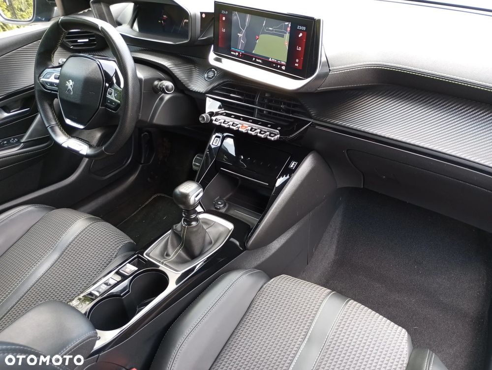 Peugeot 208 1.2 PureTech GT Line S&S - 24