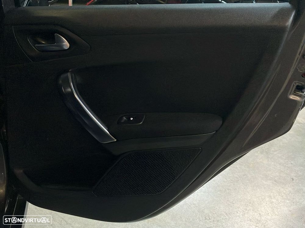 Peugeot 2008 - 21