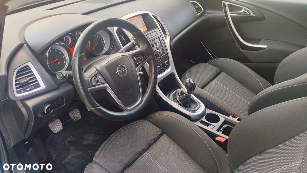 Opel Astra 1.4 Turbo Cosmo - 5