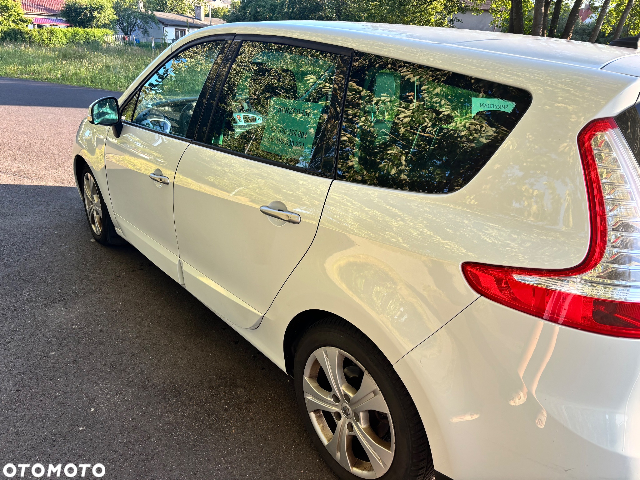 Renault Scenic - 4