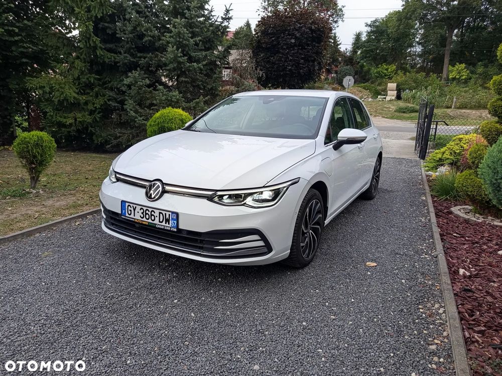 Volkswagen Golf - 10