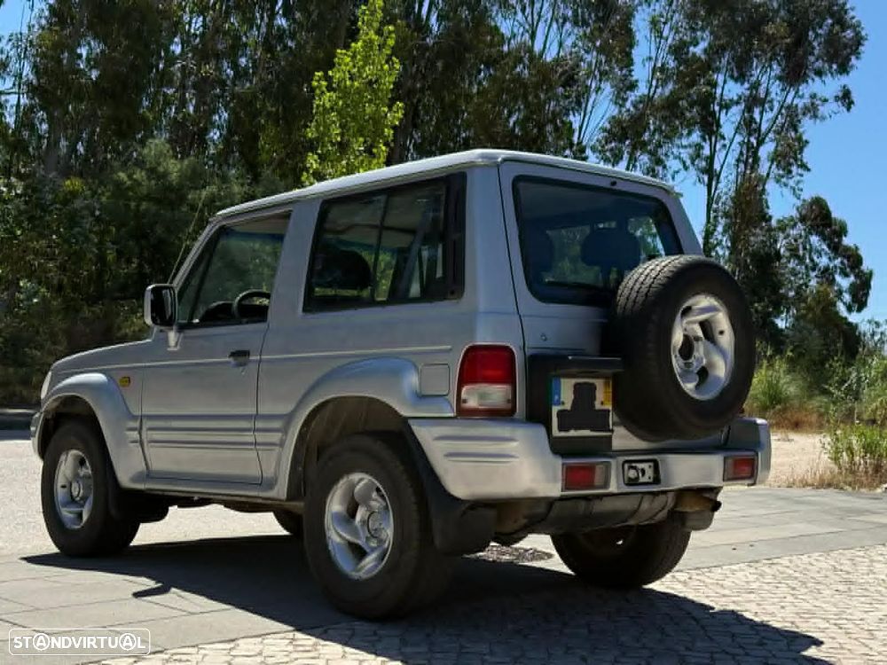 Hyundai Galloper - 4