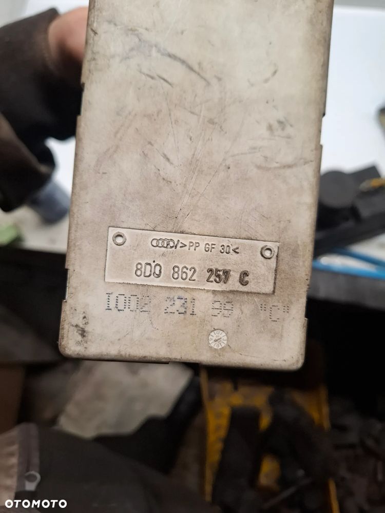 POMPKA CENTRALNEGO ZAMKA AUDI A3 8L A4 B5 A8 D2 SLASK WYSYLKA VAT - 3