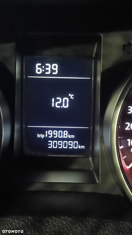 Volkswagen Golf 1.6 TDI DPF Trendline - 5