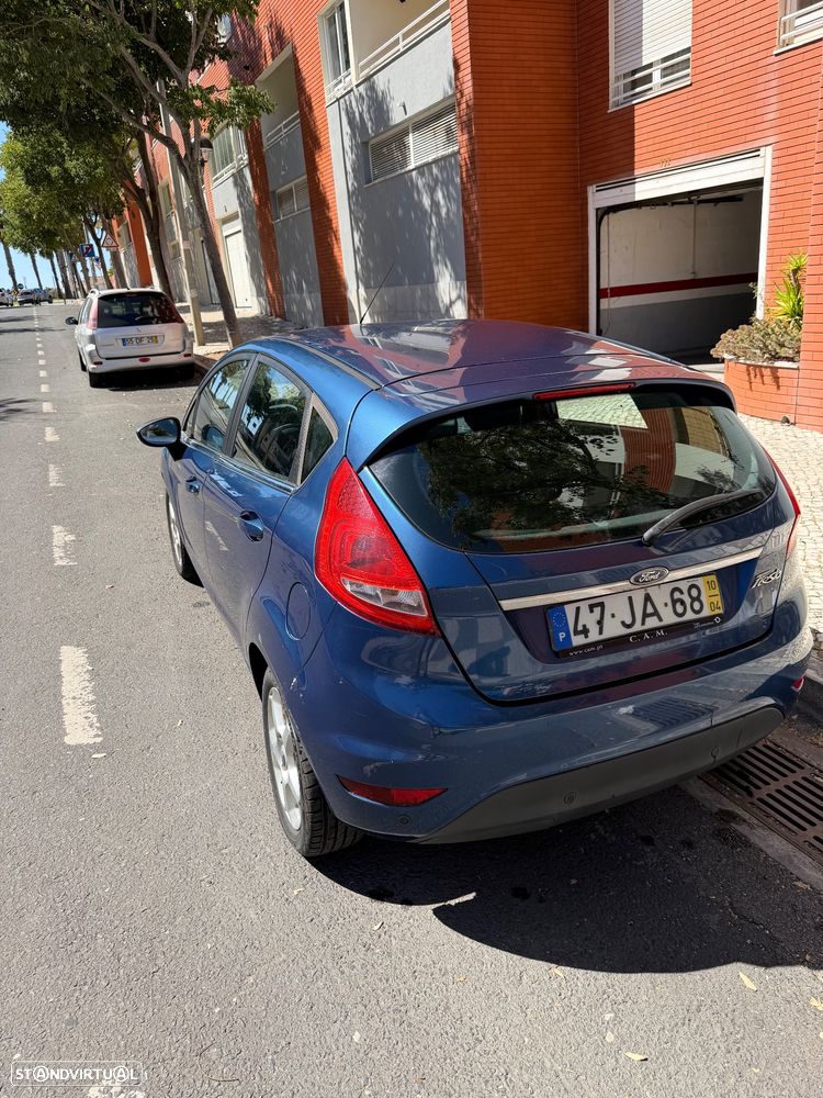 Ford Fiesta 1.25 Techno - 6