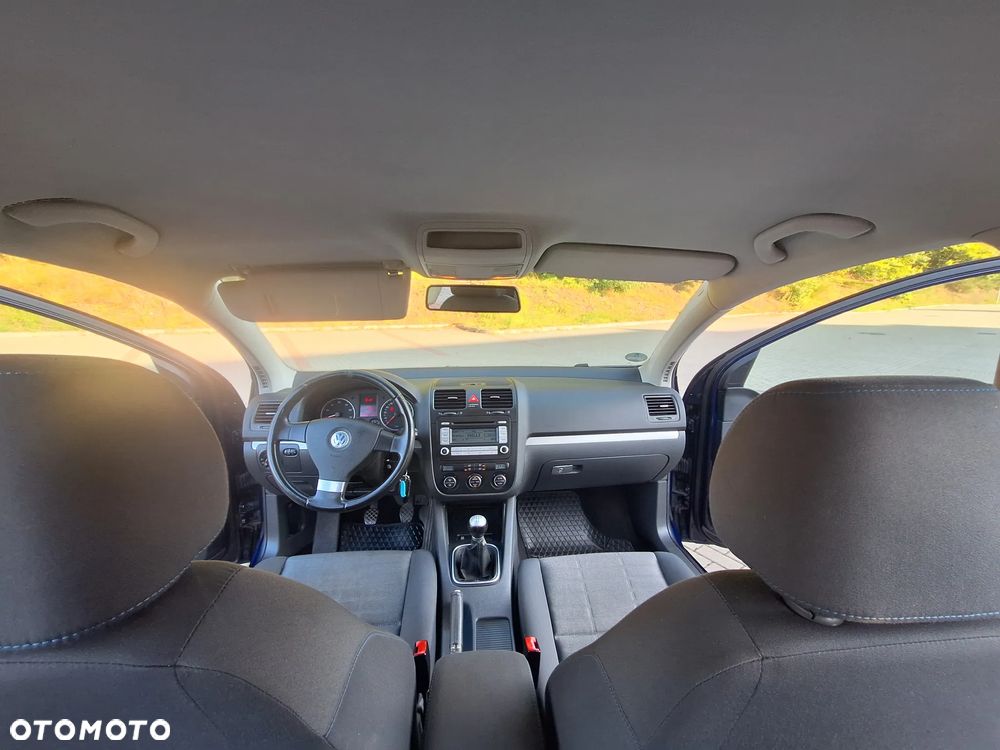 Volkswagen Golf 1.6 Tour Edition - 37