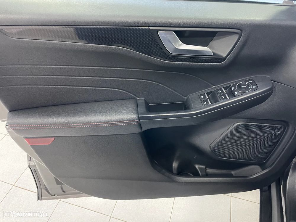 Ford Kuga 1.5 EcoBoost ST-Line X - 6
