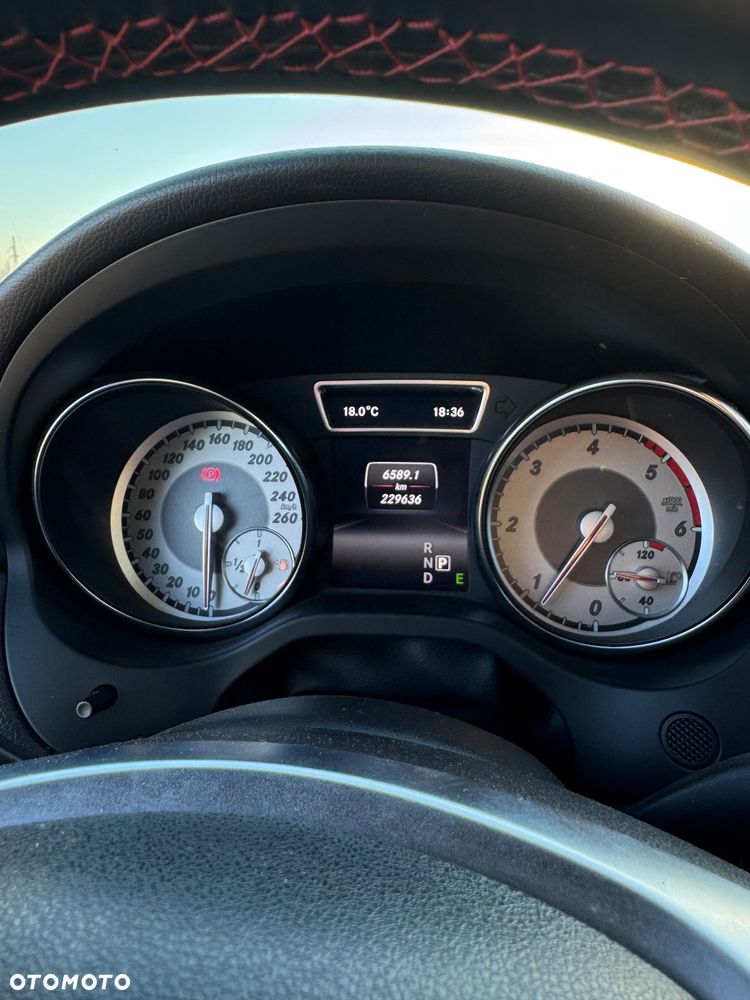 Mercedes-Benz CLA 220 d 7G-DCT AMG Line - 19