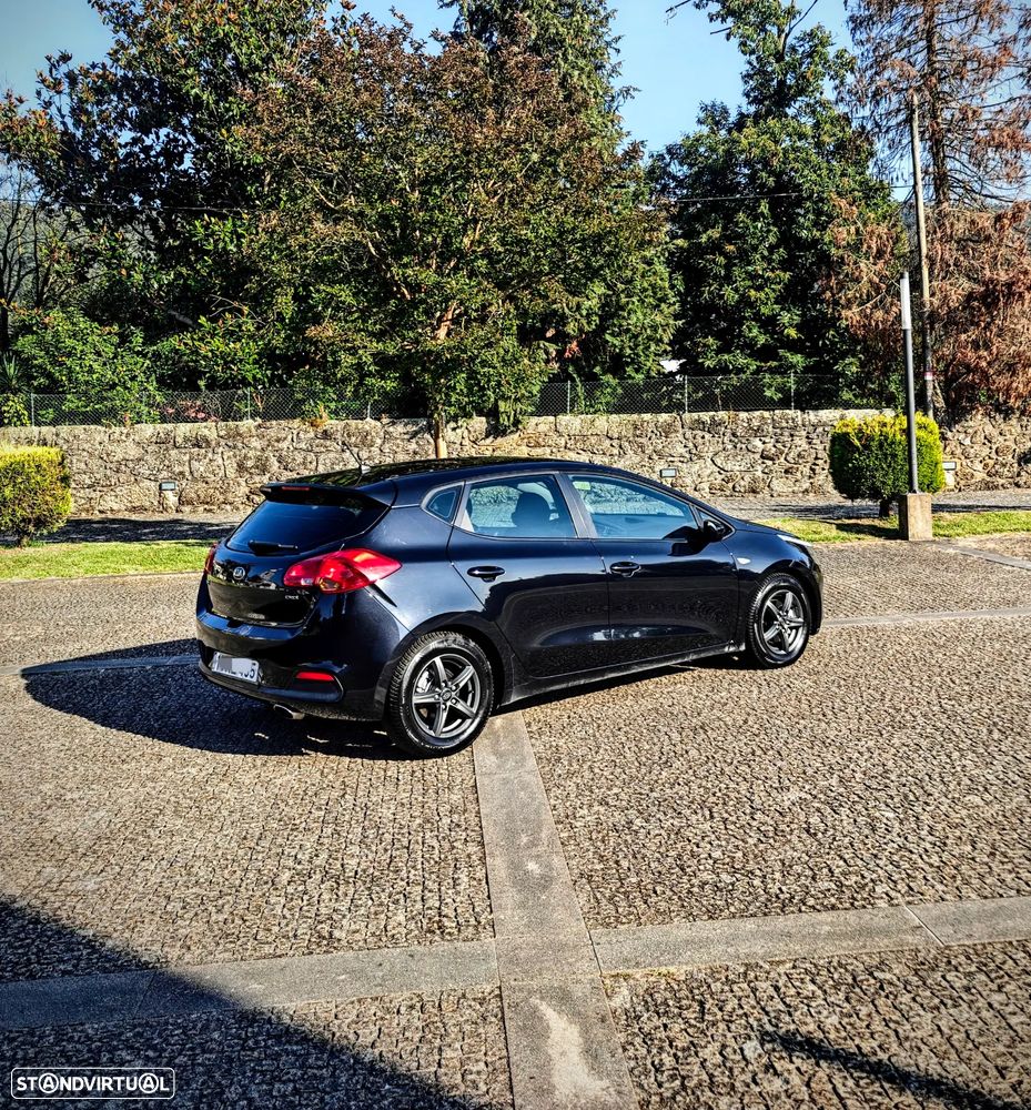 Kia Ceed 1.4 CRDi 90 Spirit - 3