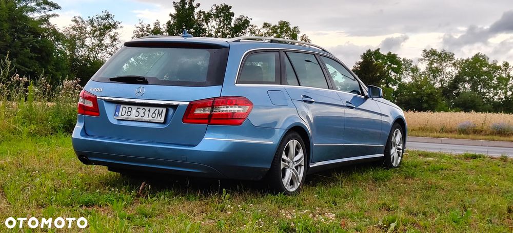 Mercedes-Benz Klasa E - 12