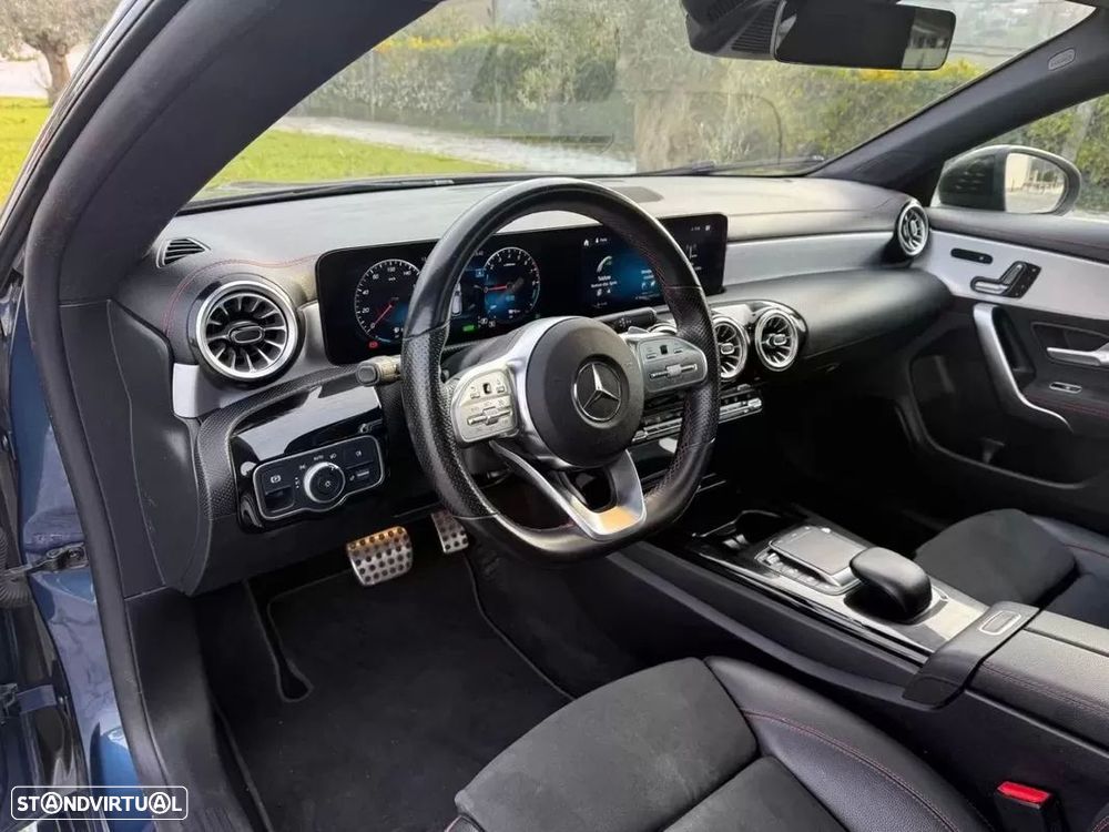 Mercedes-Benz CLA 250 e Shooting Brake AMG Line - 12