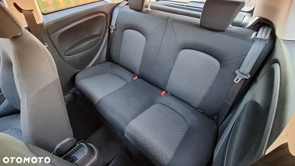 Fiat Grande Punto - 10