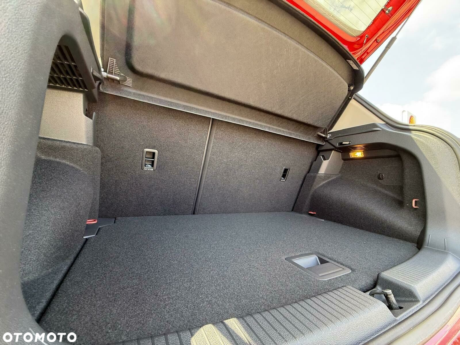 Volkswagen T-Cross - 31