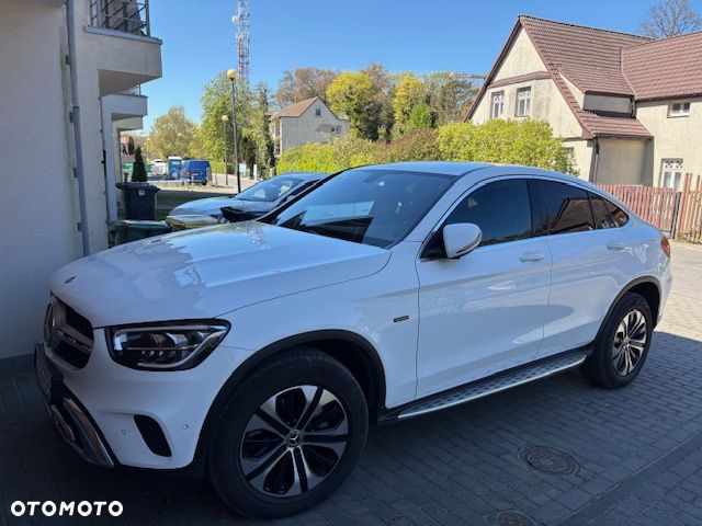 Mercedes-Benz GLC 300 e 4-Matic Business Edition - 6