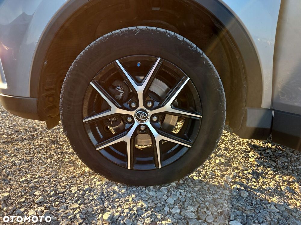 Toyota RAV4 Hybrid Prestige 4x4 - 17