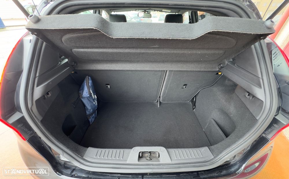 Ford Fiesta 1.0 T EcoBoost STLine - 17