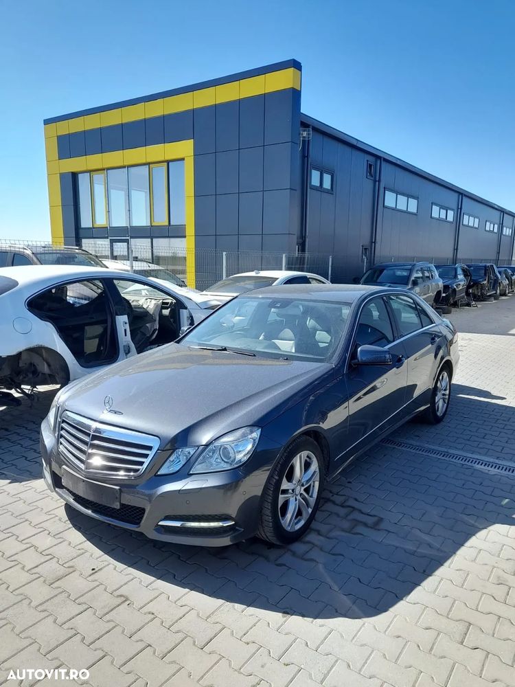 Dezmembram Mercedes-Benz E Class W212 2.2 CDI an fabr. 2012 - 3