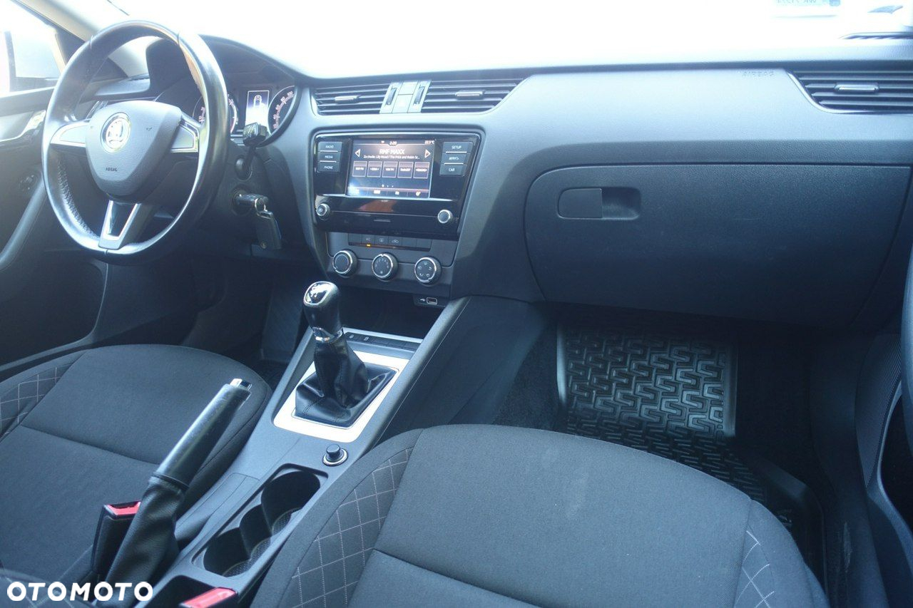 Skoda Octavia - 16