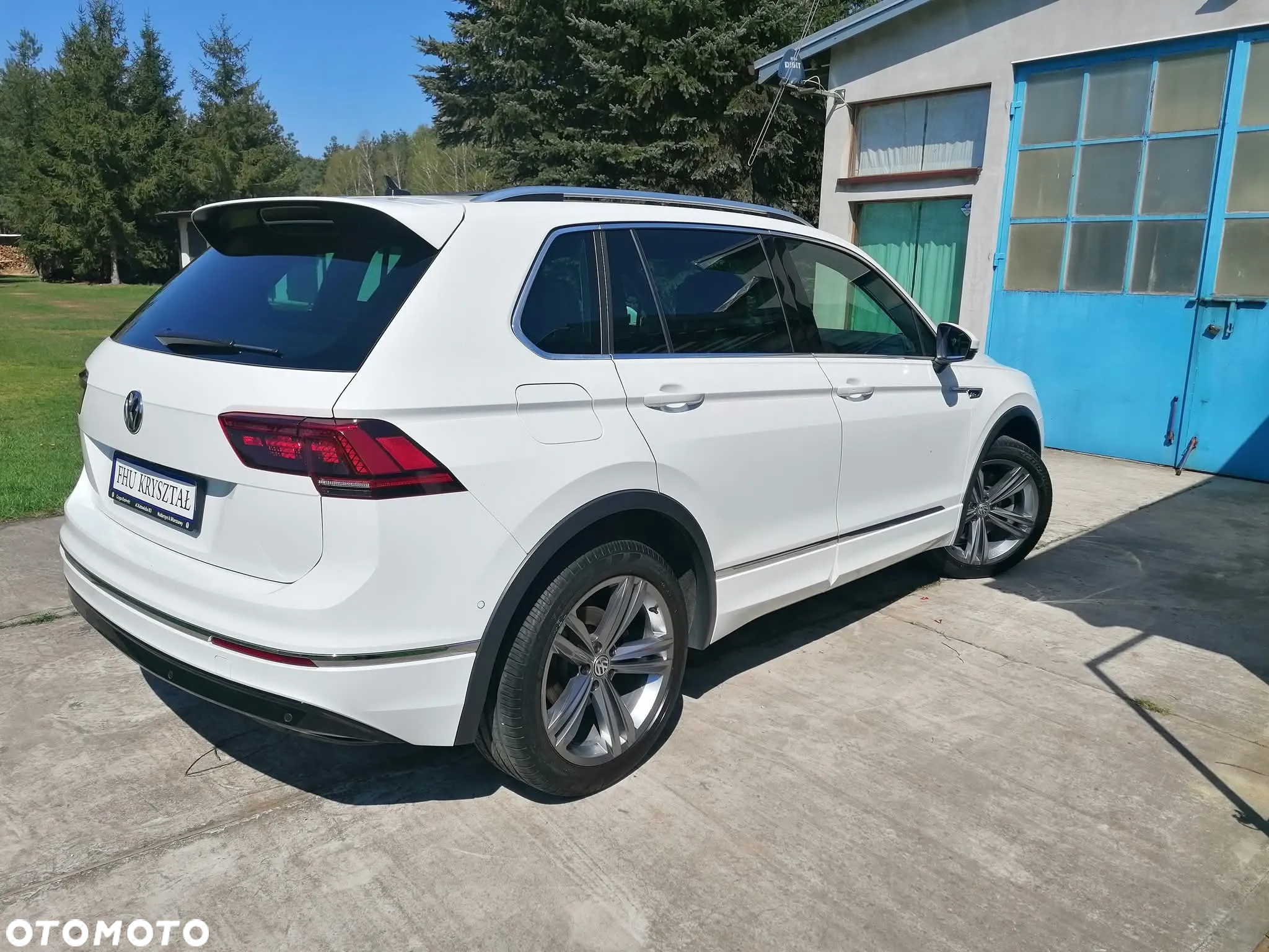 Volkswagen Tiguan - 4