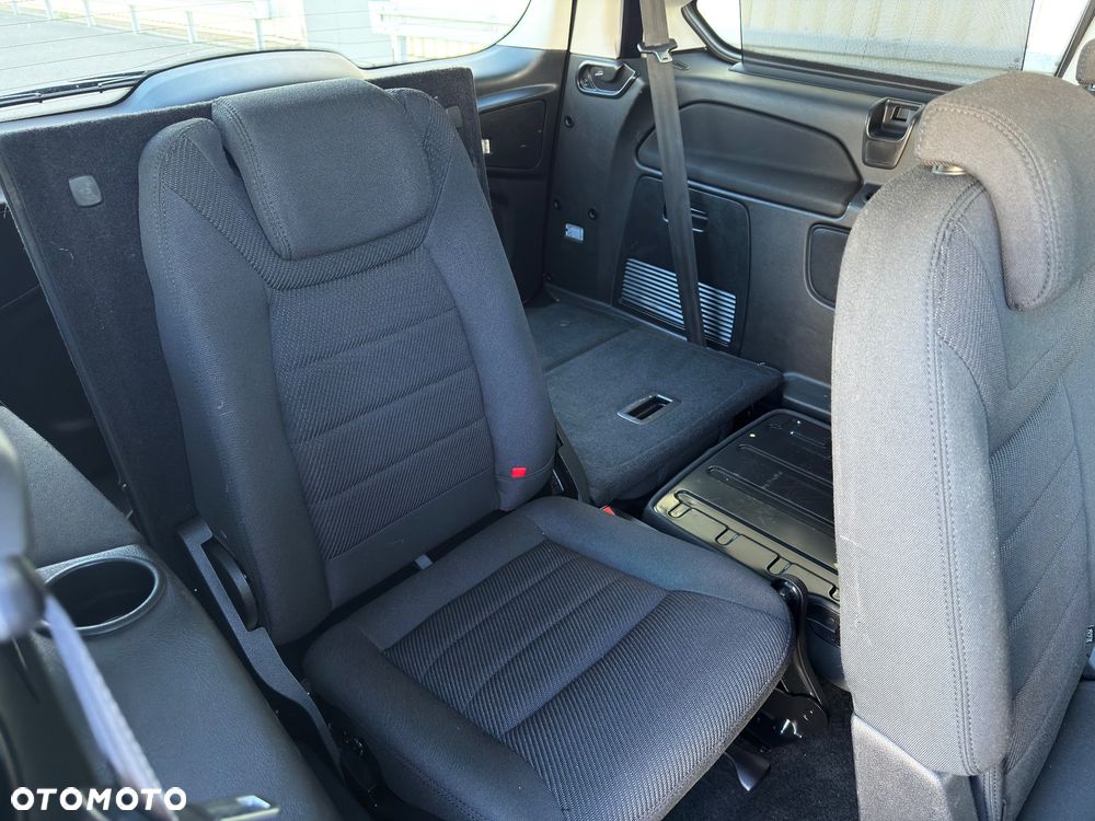 Ford Galaxy - 23