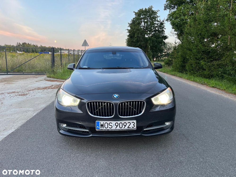 BMW 5GT - 18