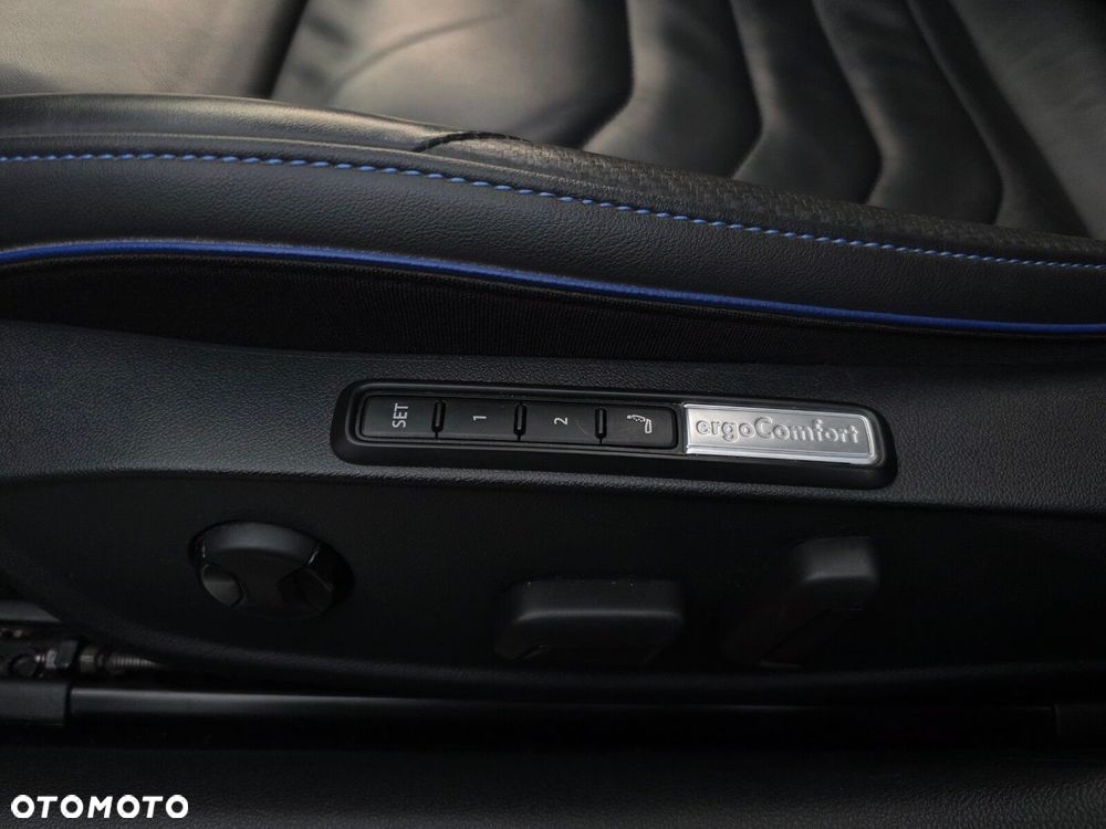 Volkswagen Arteon 2.0 TSI 4Motion R DSG - 29