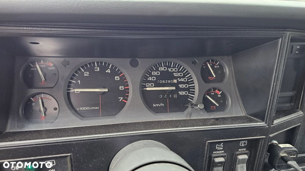 Jeep Cherokee 4.0 Limited - 8