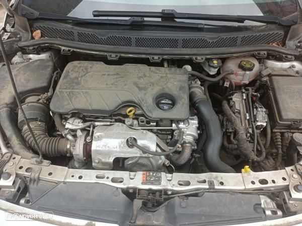 Para Peças Opel Astra K Sports Tourer (B16) - 9