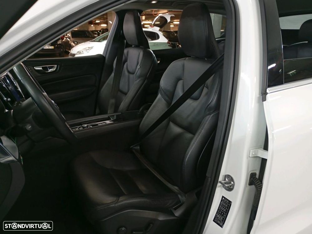 Volvo XC 60 2.0 T6 PHEV Inscription Expression AWD - 5