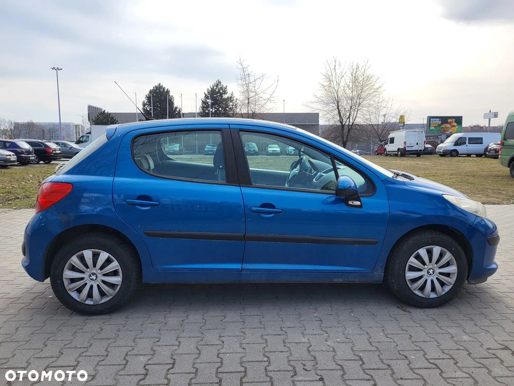 Peugeot 207 1.4 16V Presence - 3