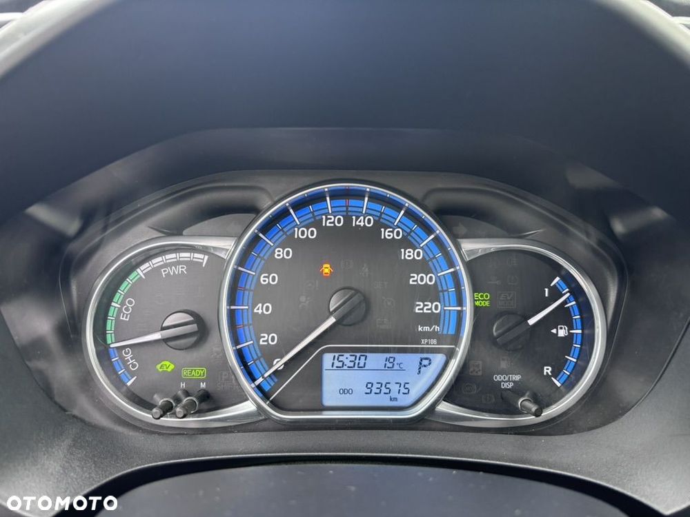Toyota Yaris Hybrid 100 Premium EU6 - 17