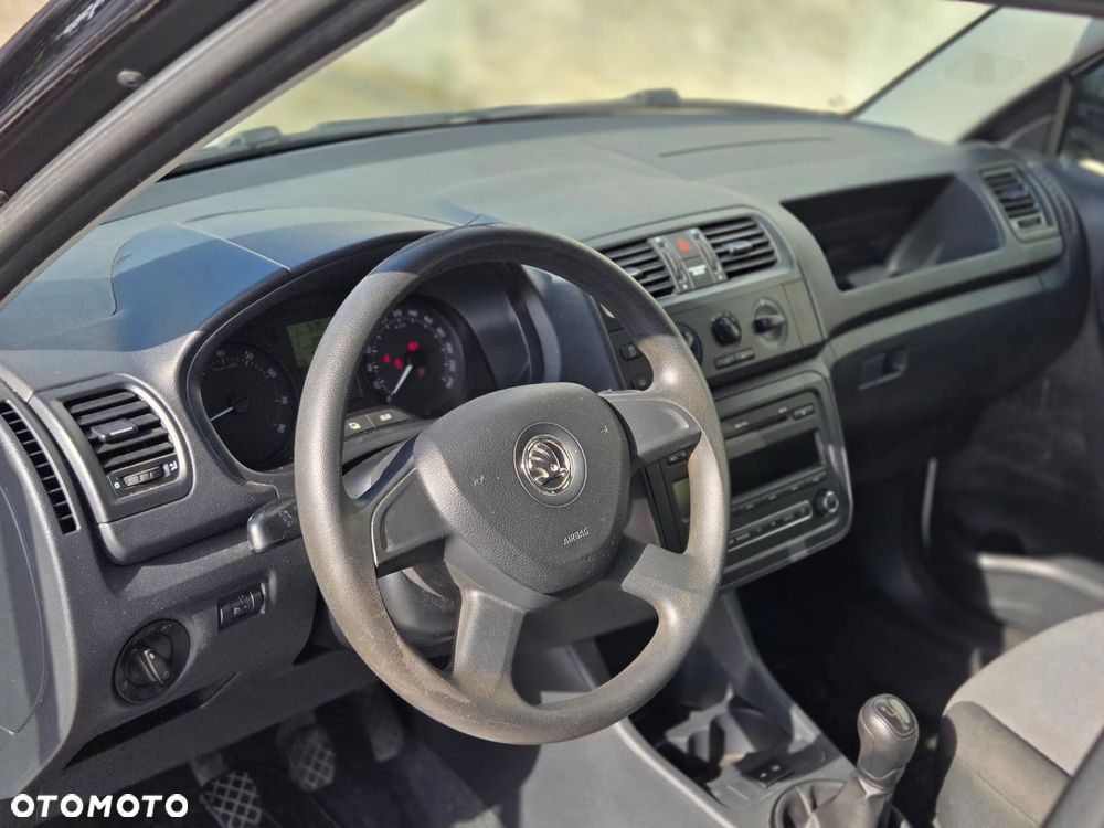 Skoda Fabia 1.2 HTP Active - 5