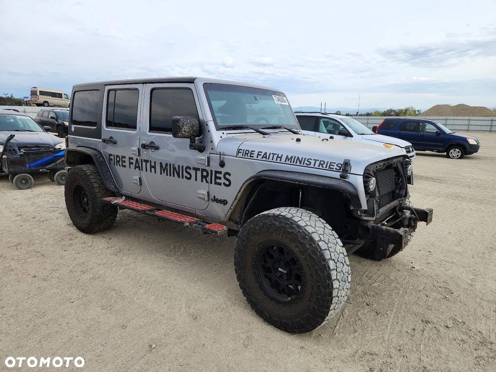 Jeep Wrangler - 3