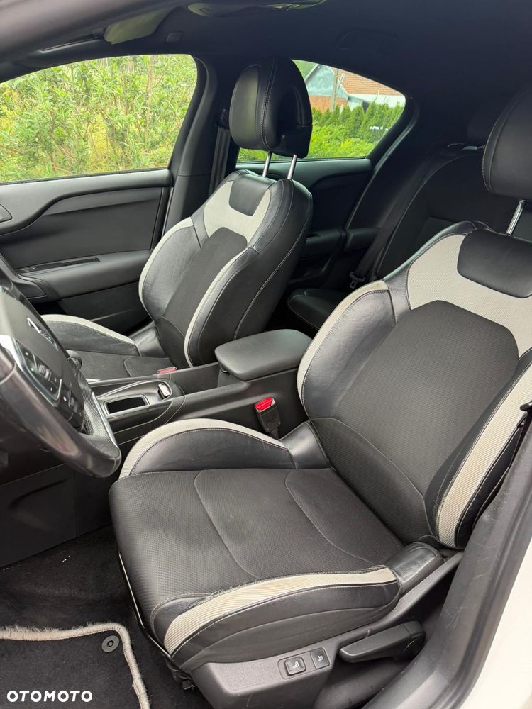 Citroën DS4 1.6 HDi Chic - 12