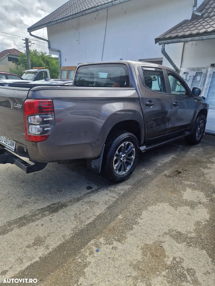 Mitsubishi L200 - 5
