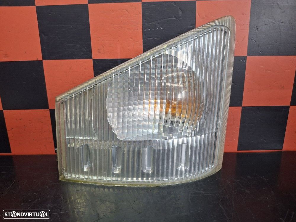 Farolim De Pisca Frente Esquerdo Isuzu Elf Camião De Plataforma/Chassi - 1