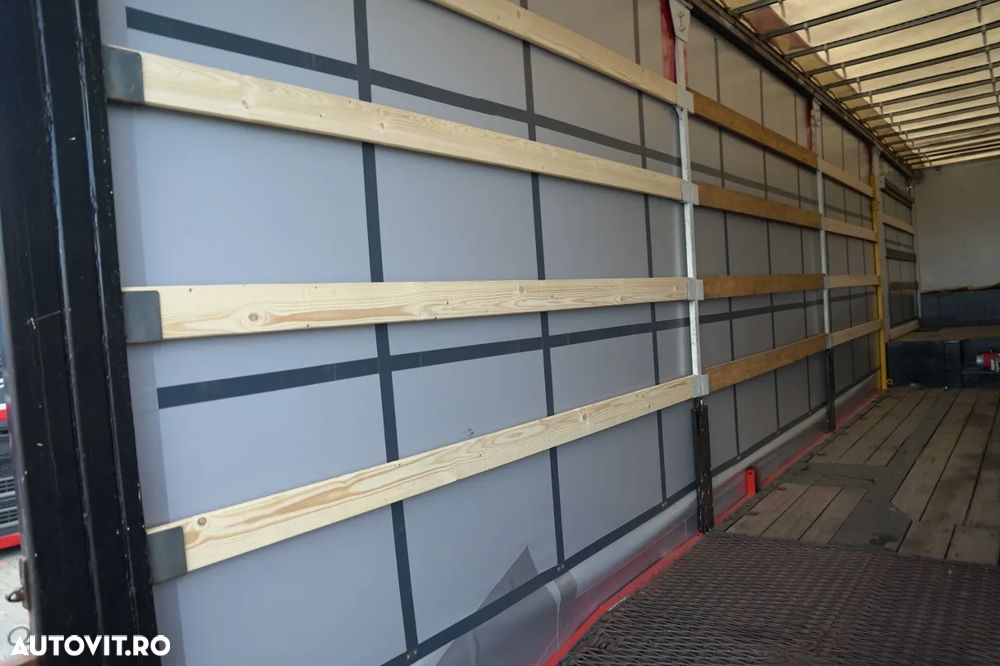 Eggers REMORCA / CORTINĂ / TROLIU / RAMPĂ HIDRAULICĂ / - 25