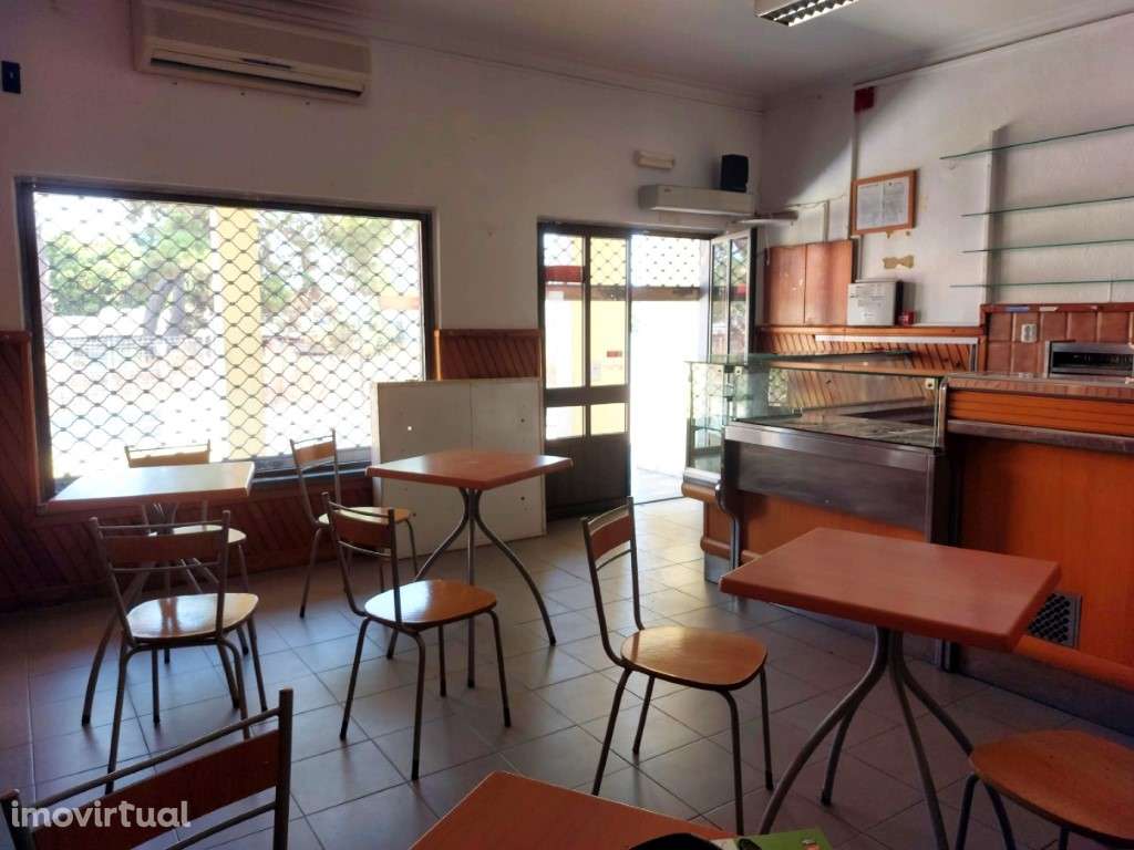 Loja para Venda na Charneca da Caparica, Almada - Grande imagem: 5/18